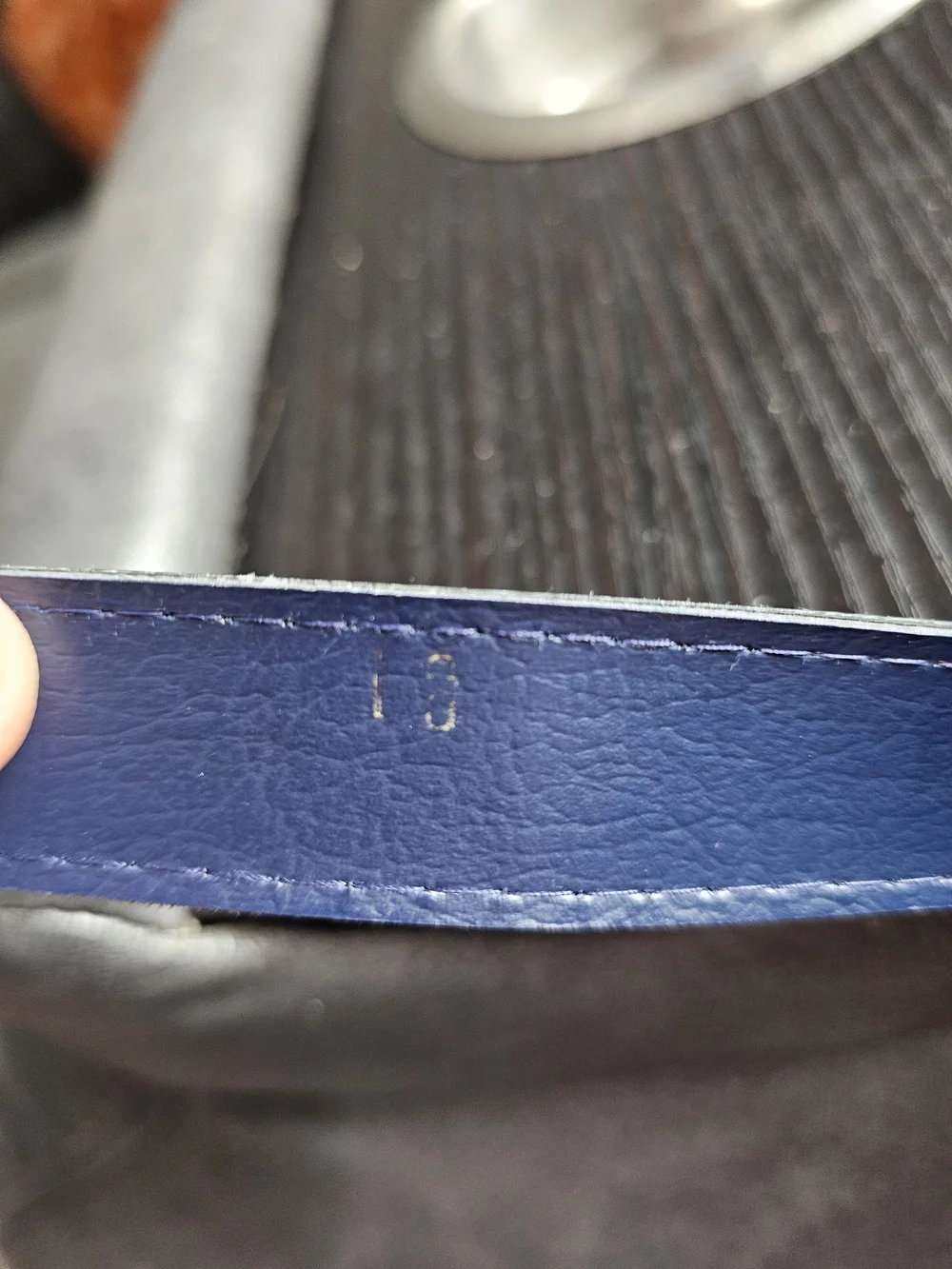 Vintage 80s Navy Blue Faux Croc Skinny Belt | Embossed Leather Look | Size 13